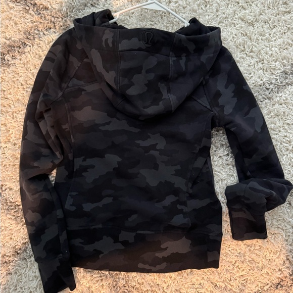 Lululemon scuba full zip - Picture 2 of 3